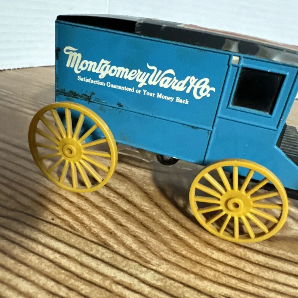 ERTL Diecast Montgomery Ward Co. Horse And Wagon Coin Bank Model #1367‎
